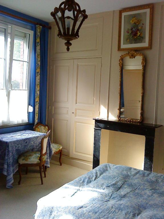 Chambres D'Hotes Intra Muros Arras Eksteriør billede